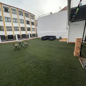 https://apartamentos-la-hormiguita.hotelsinnerja.org